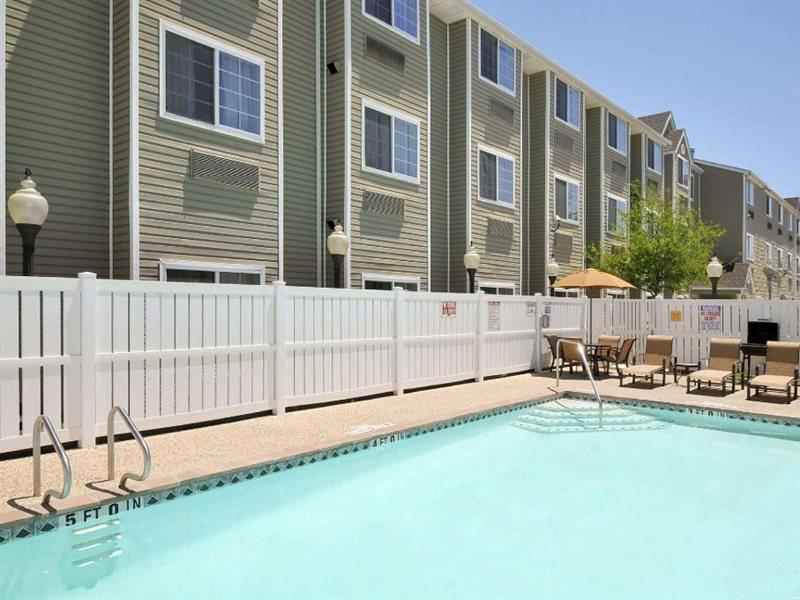 Готель Super 8 By Wyndham San Antonio Airport North Екстер'єр фото