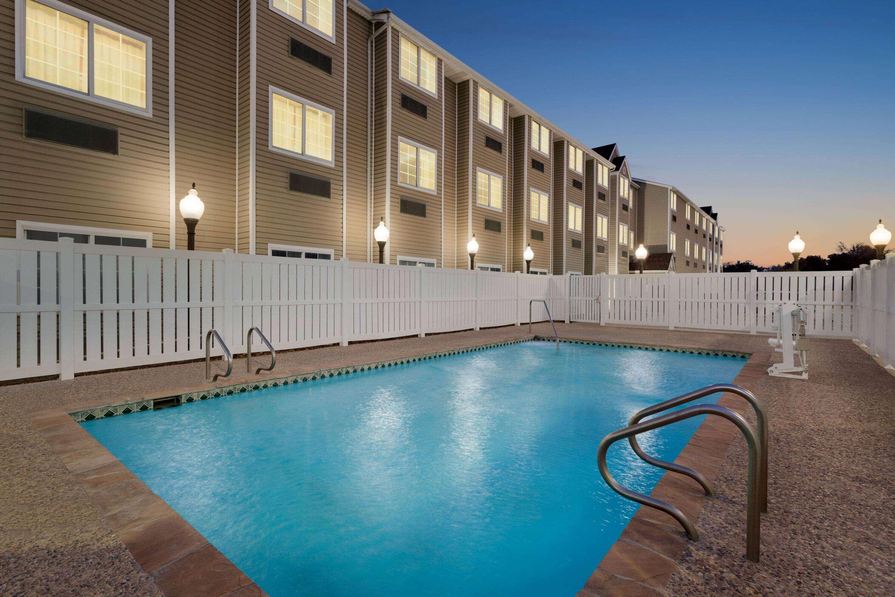 Готель Super 8 By Wyndham San Antonio Airport North Екстер'єр фото